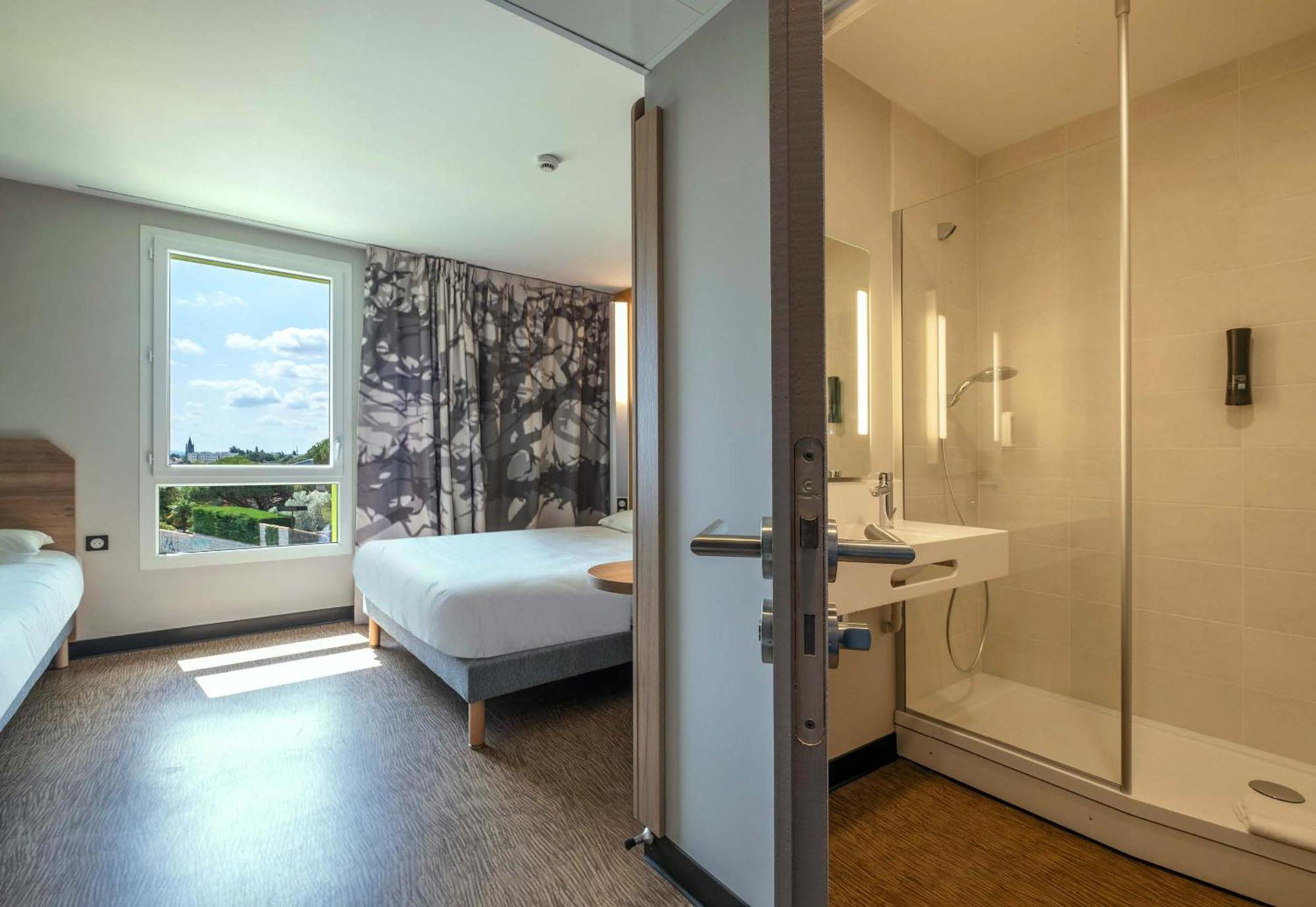 B&B Hotel 생트 외부 사진